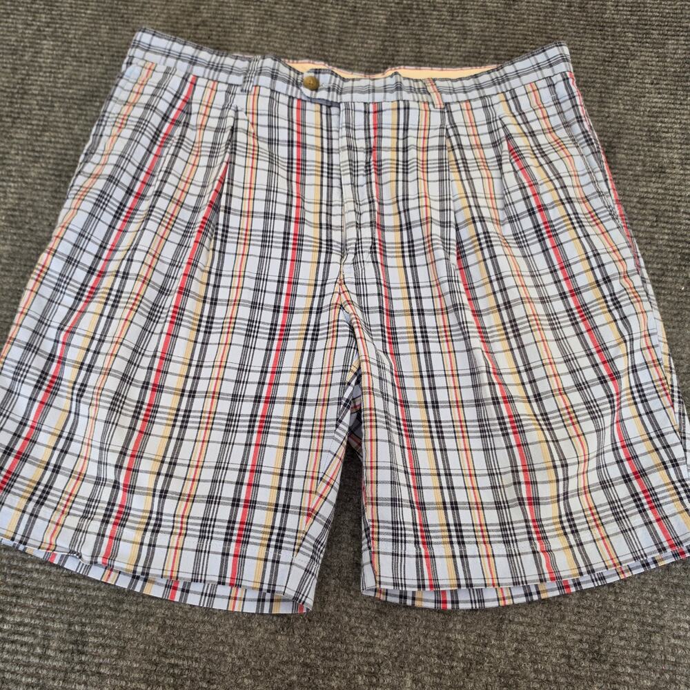 Cutter & Buck Men's Size 40 100% Cotton Blue Plaid Pleated Front Shorts - Picture 2 of 9